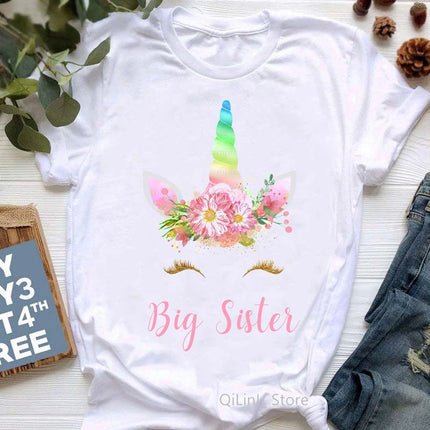 Weißes Damen Einhorn T-Shirt mit liebevollem Blumen-Einhorn-Druck für den Sommer