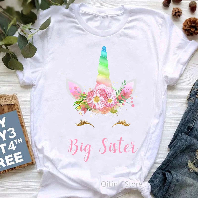 Dein blumiges Einhorn T-Shirt für den Sommer