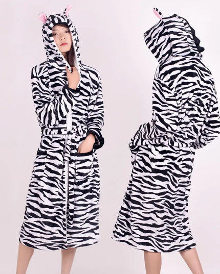 Warmer Einhorn Pyjama für kuschelige