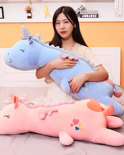 Dein riesiges flauschiges Einhorn Kissen!