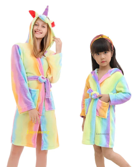 Kuscheliger Einhorn Pyjama für Groß & Klein