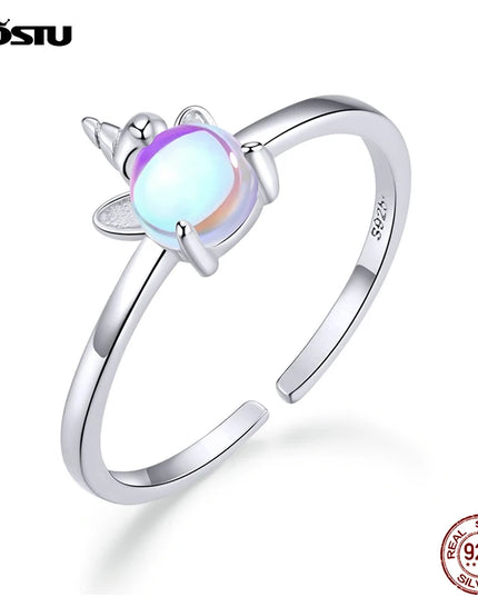 Eleganter Einhorn Ring aus 925 Sterling Silber mit einem schimmernden Opal als Hauptstein, verstellbare Größe