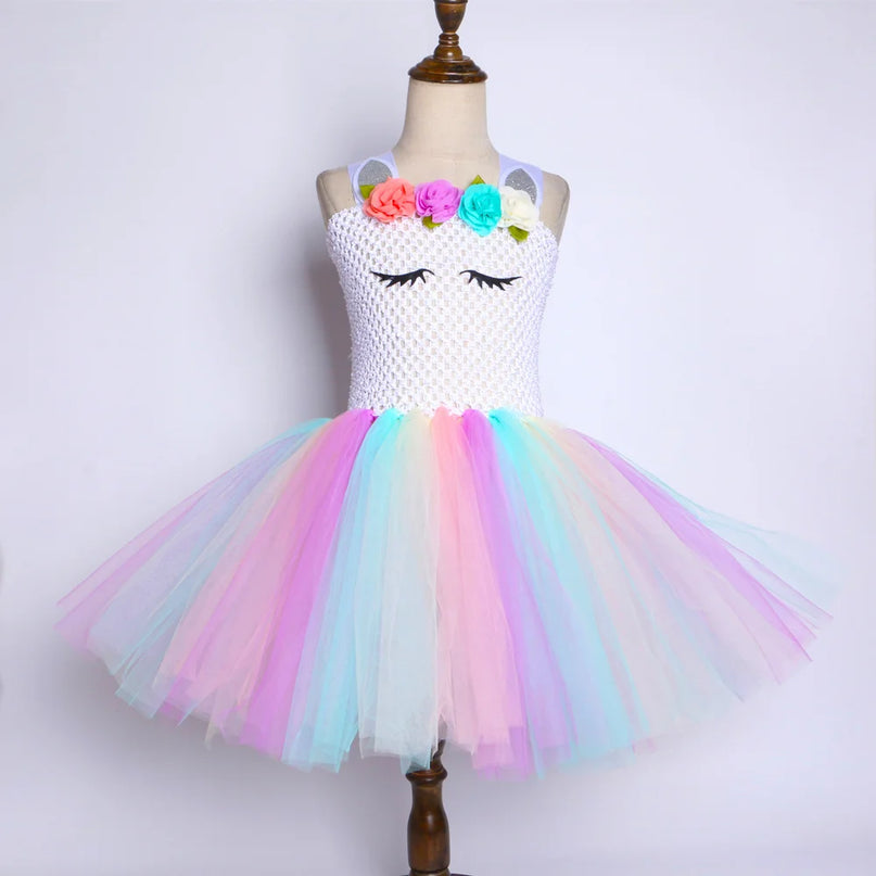 Dein strahlendes Einhorn Kostuem mit zarten