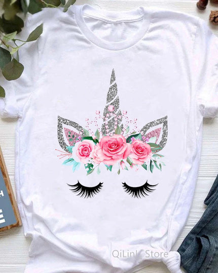 Dein Einhorn T-Shirt mit Blumen-Charme!