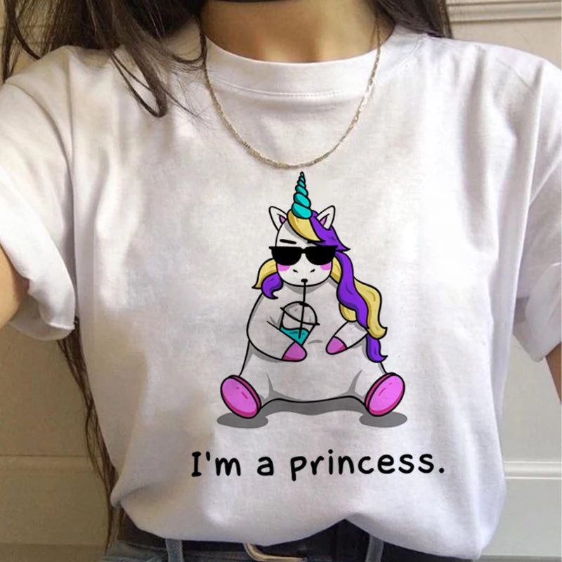 Dein Einhorn T-Shirt für mehr Farbe im Leben!