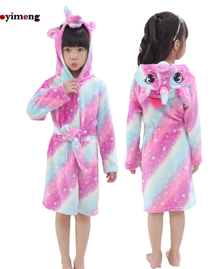 Warmer Einhorn Pyjama für kuschelige
