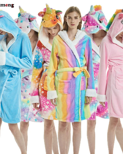 Warmer Einhorn Pyjama für kuschelige