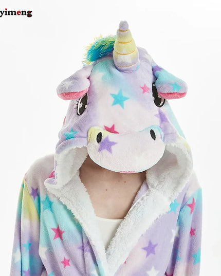 Warmer Einhorn Pyjama für kuschelige