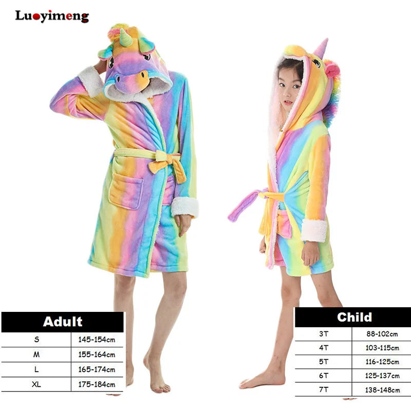 Warmer Einhorn Pyjama für kuschelige