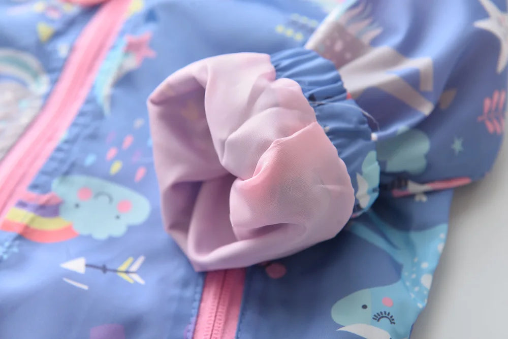 Deine Regenbogen-Einhorn Jacke wartet!