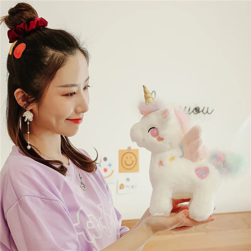 Dein kuscheliges Einhorn Kissen mit Flügeln!