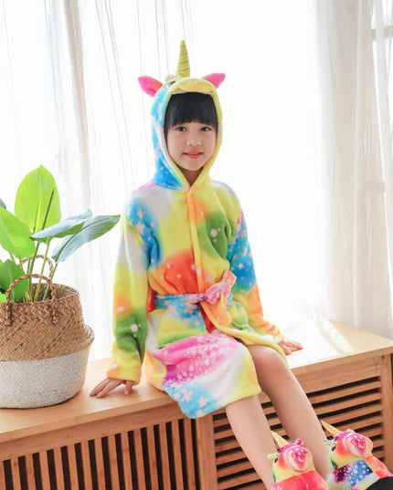 Strahlender Einhorn Onesie für kleine Helden!