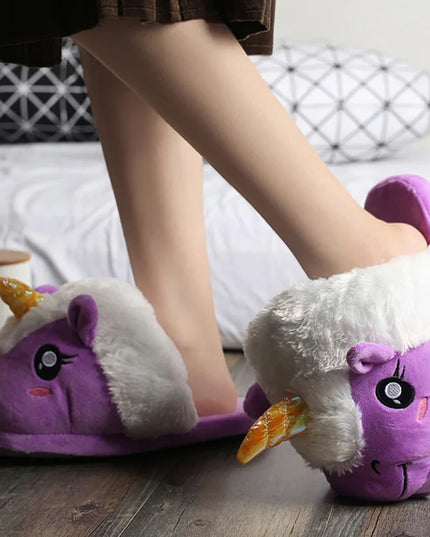 Kuschelige Einhorn Hausschuhe für den Winter
