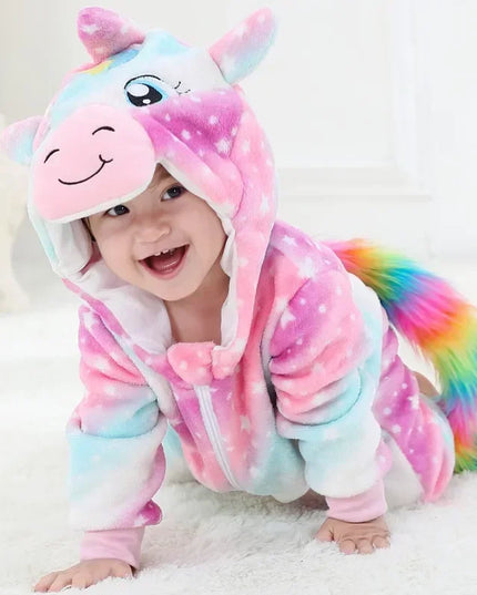 Kuscheliges Einhorn Kostuem für dein Baby!