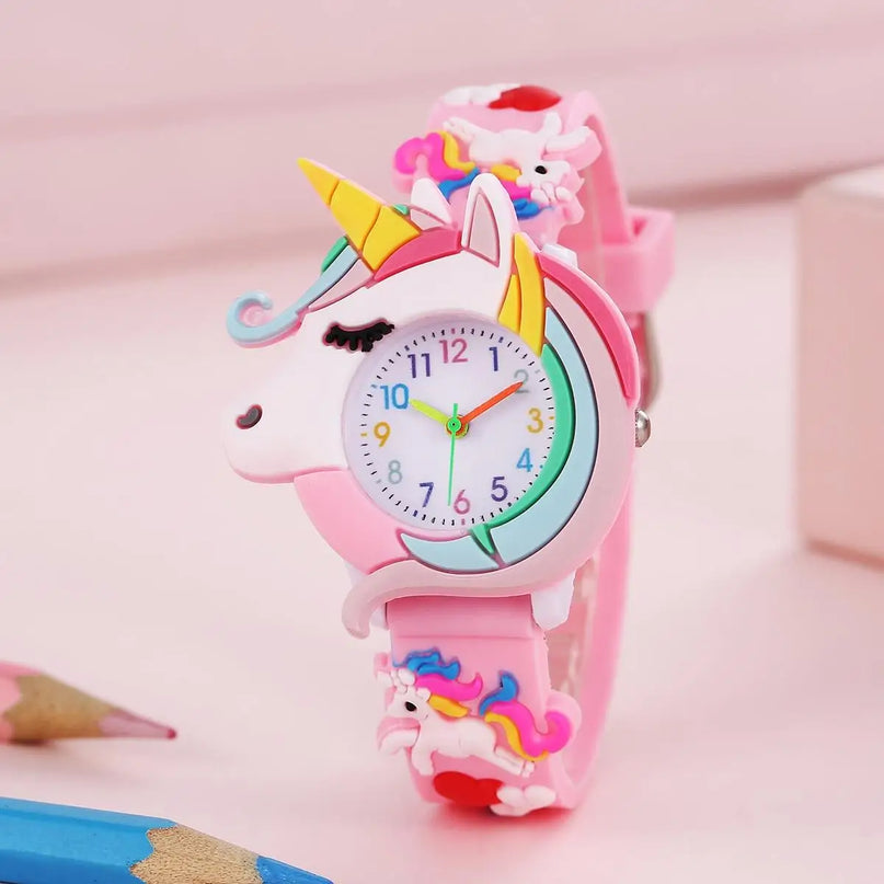 Deine magische Einhorn Uhr mit Saturn-Zauber!