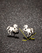 stud-696 / silver color