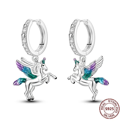 Niedliche Einhorn Ohrringe aus 925 Sterling Silber mit funkelnden blauen Zirkon-Augen