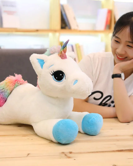 Dein riesiges Regenbogen Einhorn Kissen!