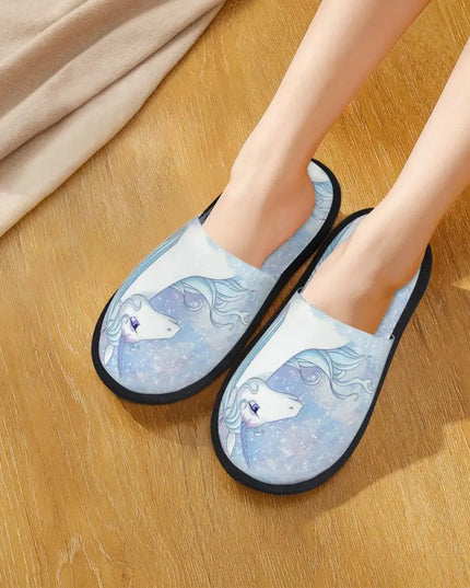 Entzückende Einhorn Hausschuhe für dich!