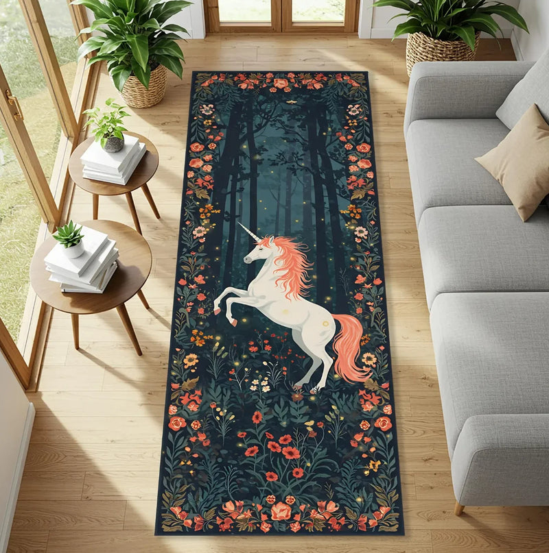 Einhorn Teppich-Läufer mit Zauberwald, Schloss und Sternenhimmel Motiv, aus weichem Flanell und rutschfest