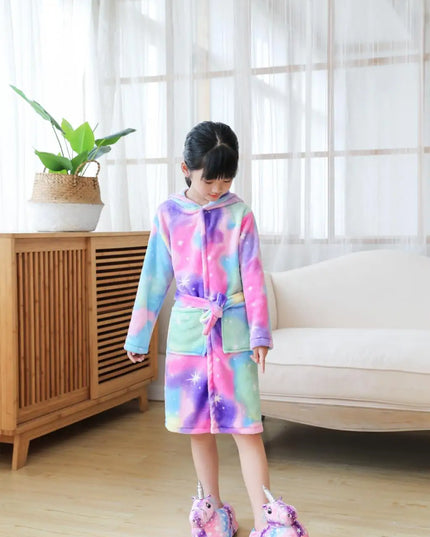 Regenbogen-Einhorn Onesie: Farbexplosion für