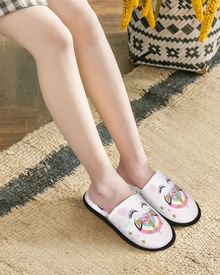 Deine bequemen Einhorn Hausschuhe!