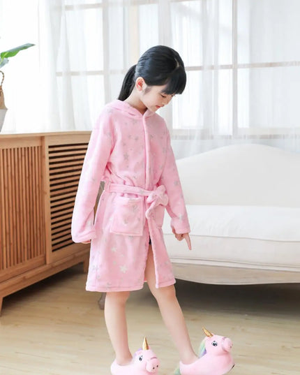 Kuscheliger Einhorn Onesie für Winterträume!