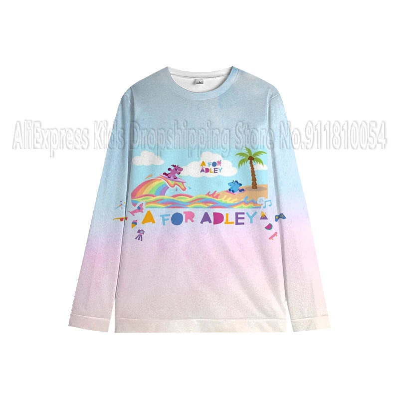 Kind trägt einen bunten Einhorn Hoodie mit Eiscreme-Motiv und Kapuze, lächelt glücklich in die Kamera