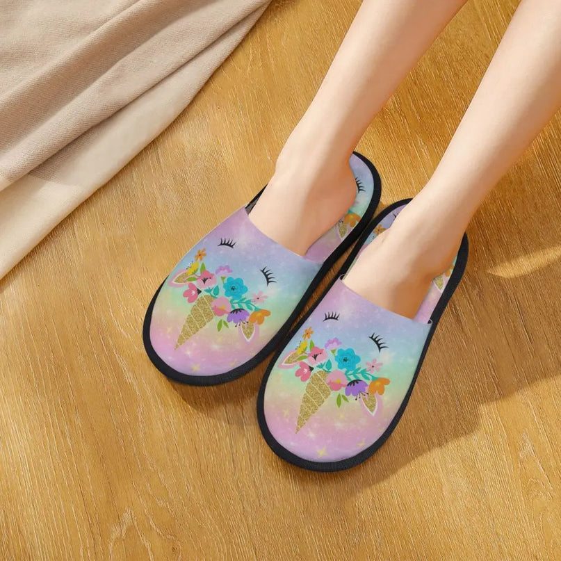 Fantasievolle Einhorn Hausschuhe für dich!
