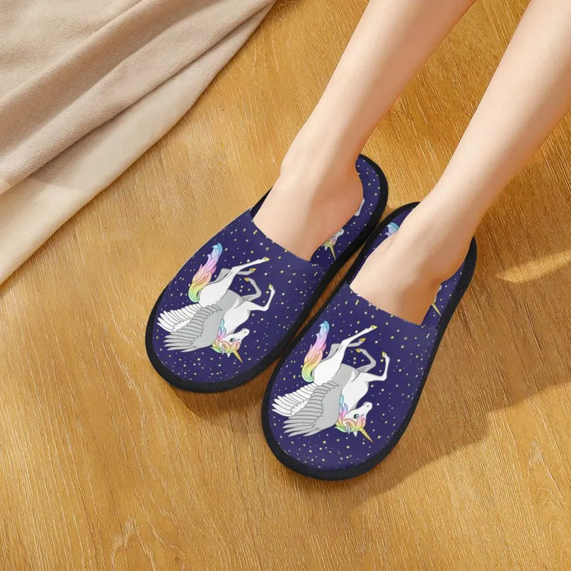 Deine flauschigen Einhorn Hausschuhe!