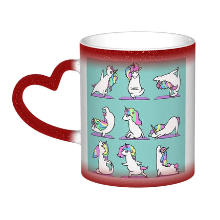 Rote Einhorn Tasse mit einem Einhorn, das Yoga macht, als Motiv