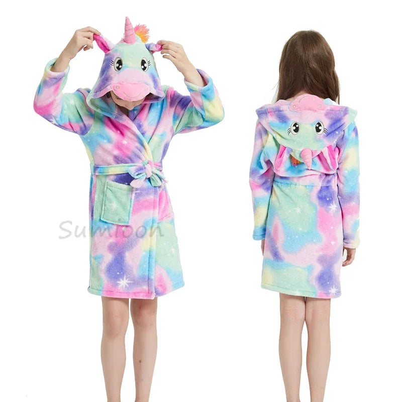 Der Einhorn Pyjama für kleine Helden!