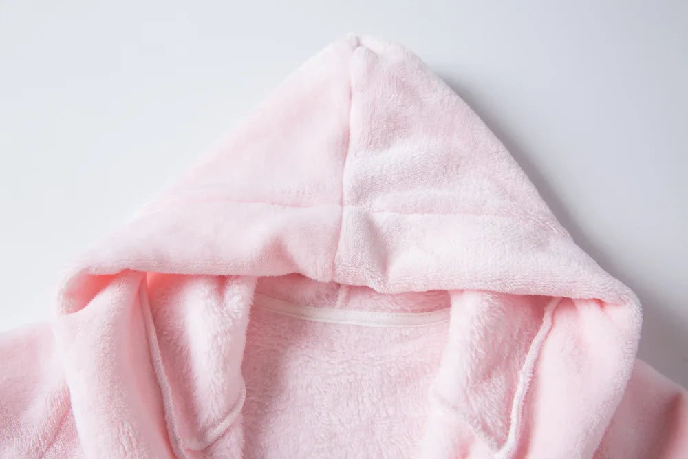 Kuscheliger Einhorn Bademantel für Kids