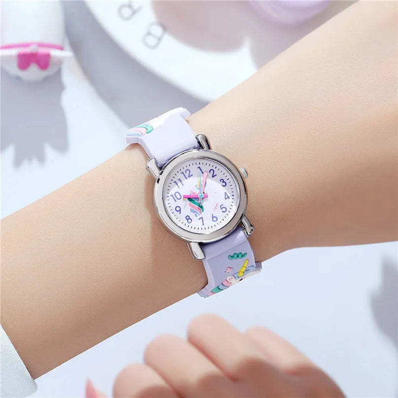Süße Einhorn Uhr für kleine Träumer