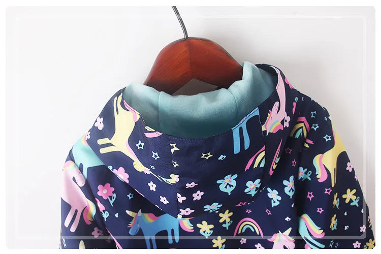 Deine magische Einhorn Jacke für Abenteuer!