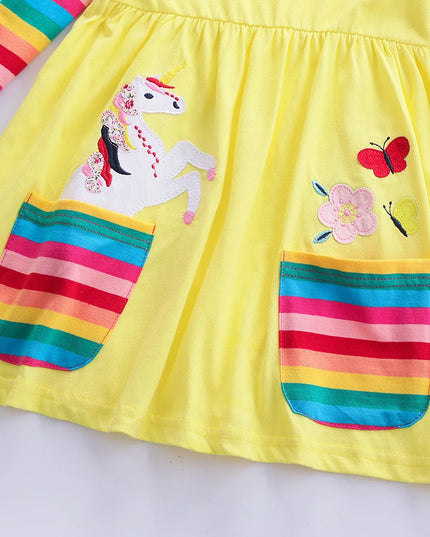 Dein kuscheliges Einhorn Kleid für den