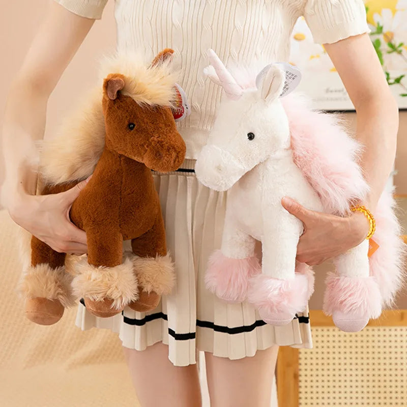 Niedliche lilafarbene Einhorn Plüsch-Tasche in 25cm, ideal als Begleiter für unterwegs für Mädchen