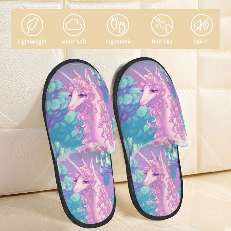 Fantasievolle Einhorn Hausschuhe für dich!