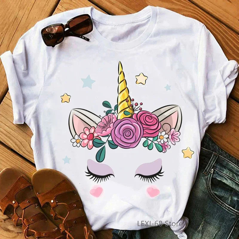 Dein magisches Einhorn T-Shirt mit Blumen!