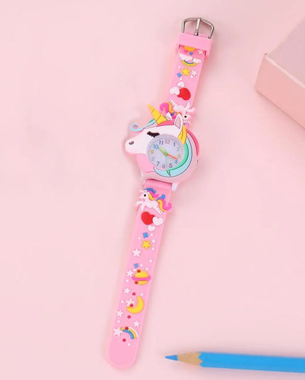 Deine magische Einhorn Uhr mit Saturn-Zauber!