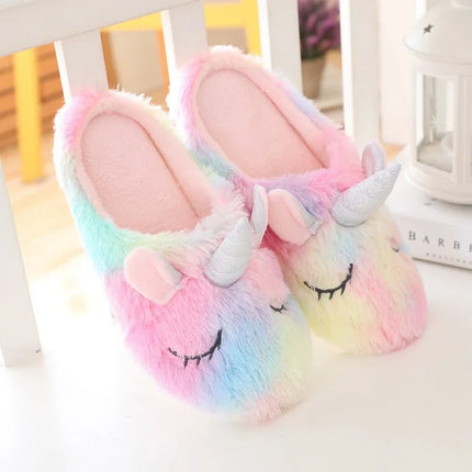 Regenbogen Einhorn Plüsch Hausschuhe für Damen, die bunte und gemütliche Einhorn-Magie für Zuhause bieten