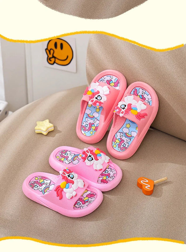 Fluffige Einhorn Hausschuhe für Zuhause