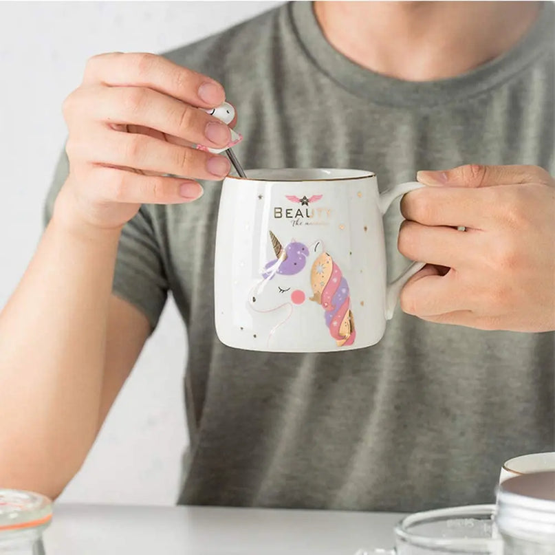 Deine zauberhafte Einhorn Tasse mit Deckel!