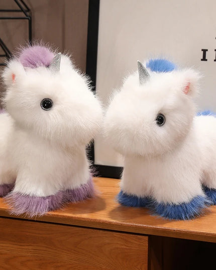 Kleines Regenbogen Einhorn Kissen (27cm) aus weichem Plüsch, perfekt zum Kuscheln und Liebhaben