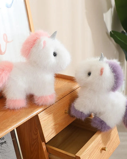 Dein süßes Regenbogen Einhorn Kissen!