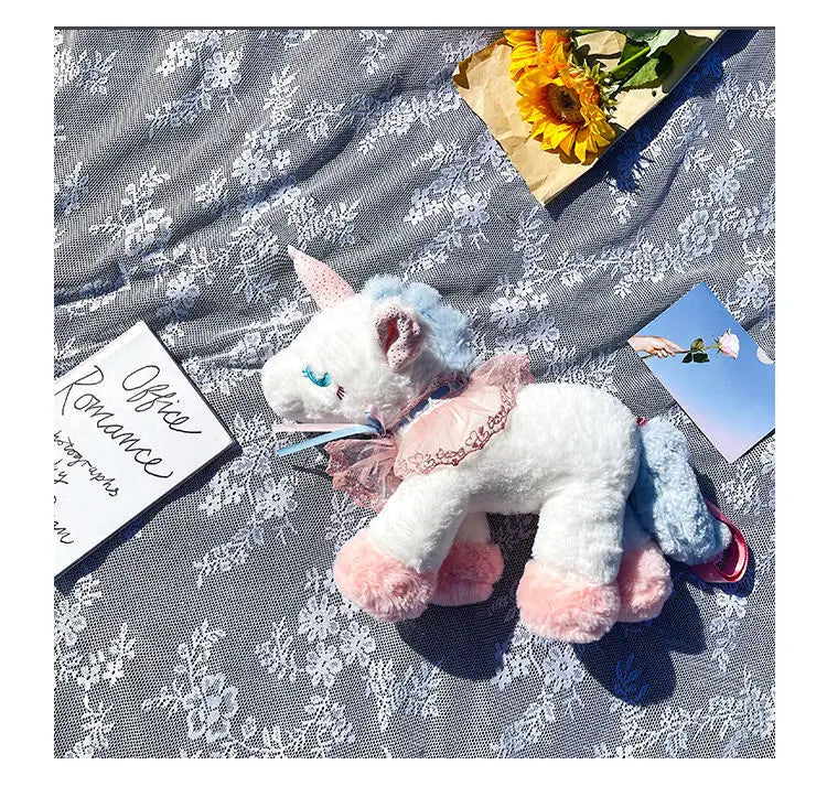 Dein flauschiger Einhorn Plüsch-Begleiter