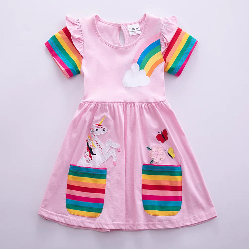 Dein leuchtendes Einhorn Kleid in Fuchsia!