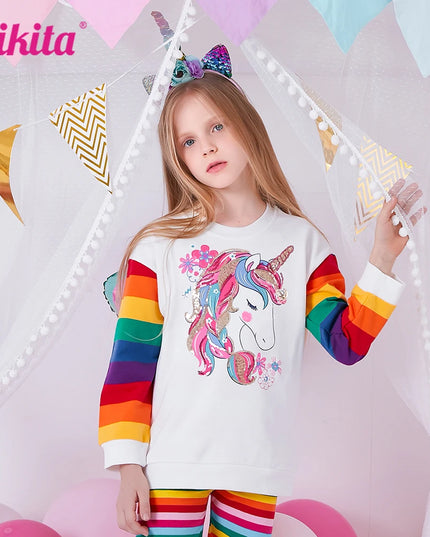 Mädchen im VIKITA Einhorn Hoodie mit Pailletten, Einhorn-Blumen-Applikation und Regenbogen-Streifen