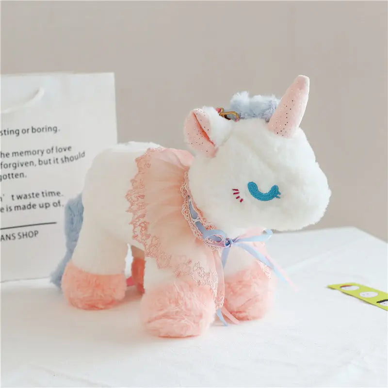 Dein flauschiger Einhorn Plüsch-Begleiter