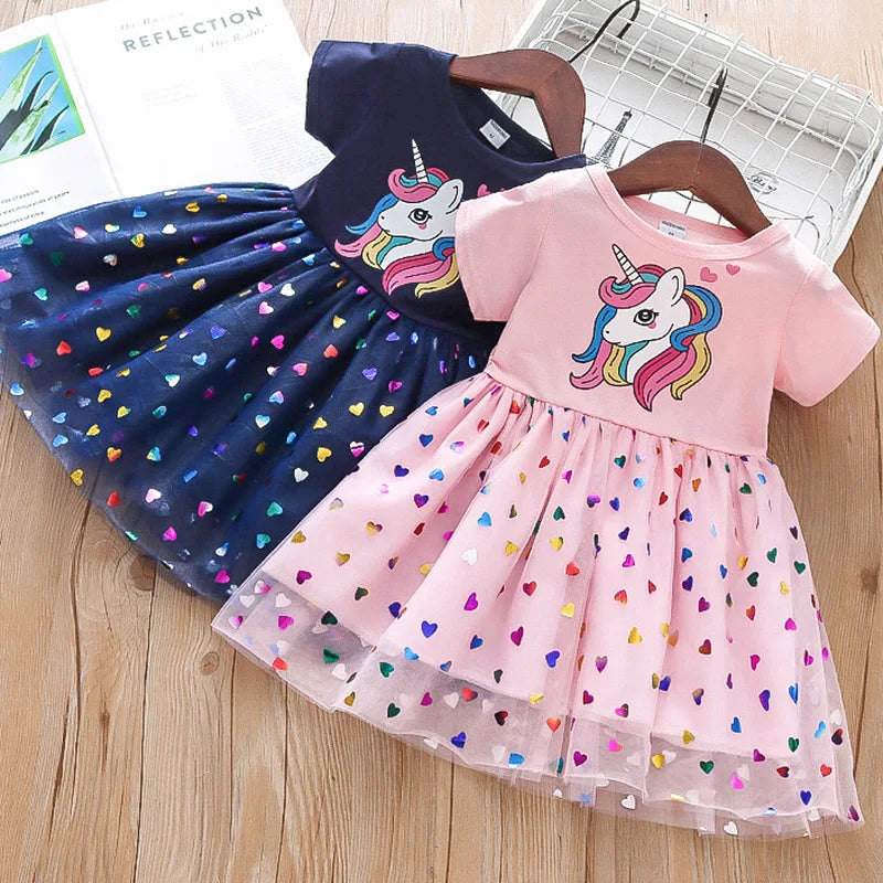 Süßes Einhorn Kleid für kleine Prinzessinnen!